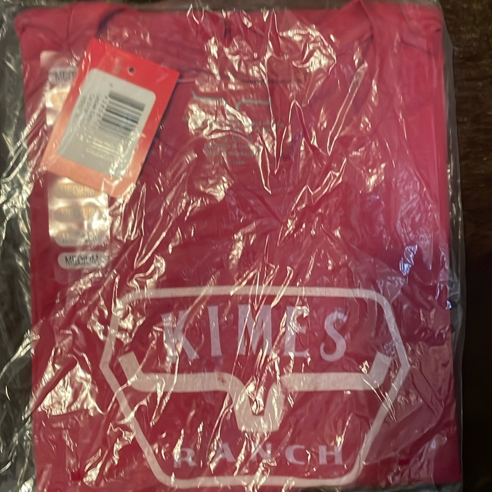 Kimes Ranch size medium tshirt